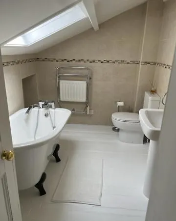 Old Cross Cottage, Askham *